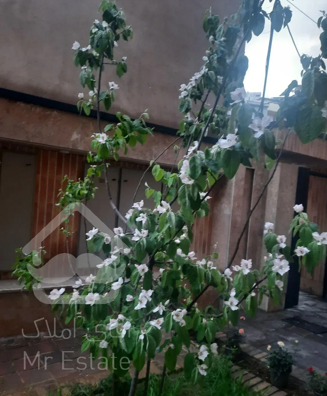 فروش آپارتمان ۱۳۰ متری/ ۳ خوابه/ کلید نخورده