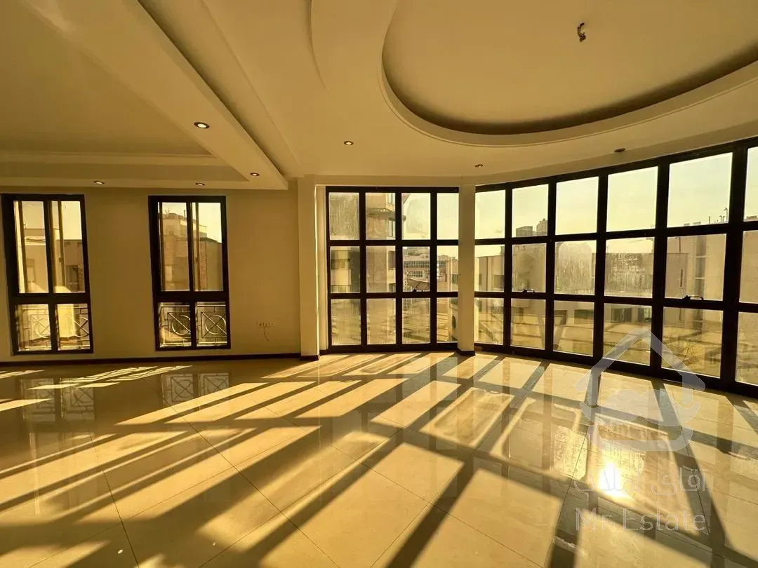 فروش اپارتمان 195 متری زعفرانیه