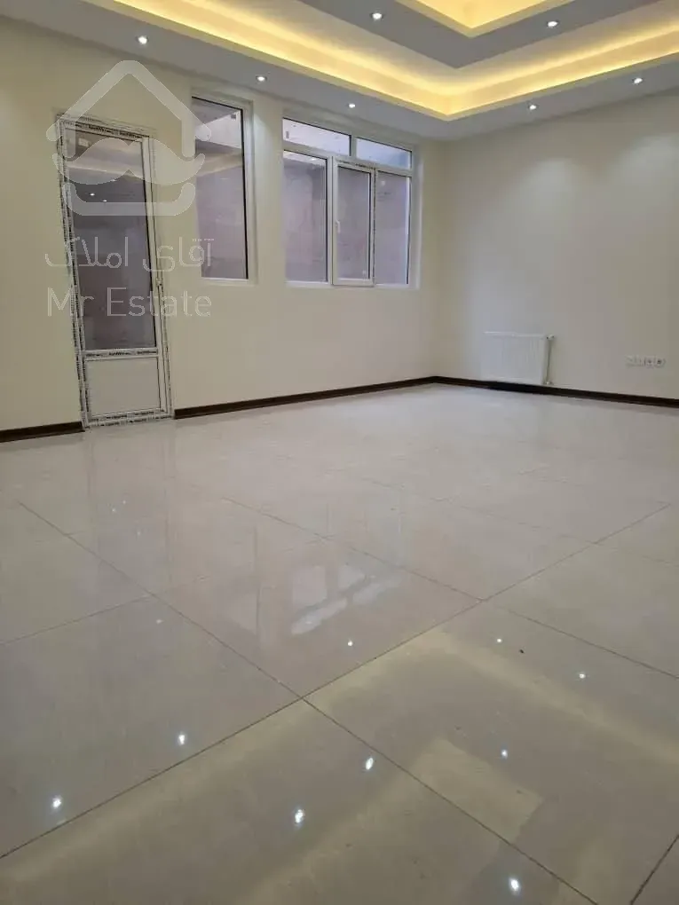 فروش فوری آپارتمان ۱۰۰متری کلید نخورده