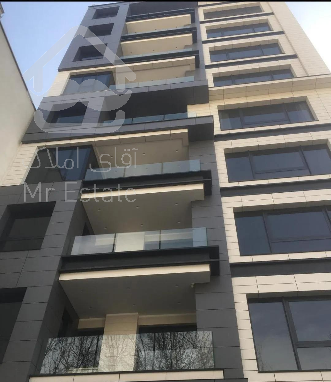 ۱۴۹متر/۳خواب/غرق نور/کلید نخورده