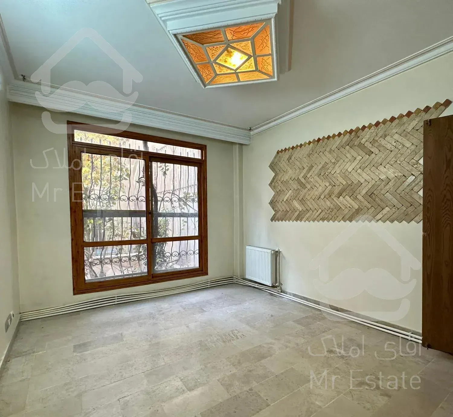 ۱۱۲ متر سه خواب حوالی فردوسی (املاک کالج)