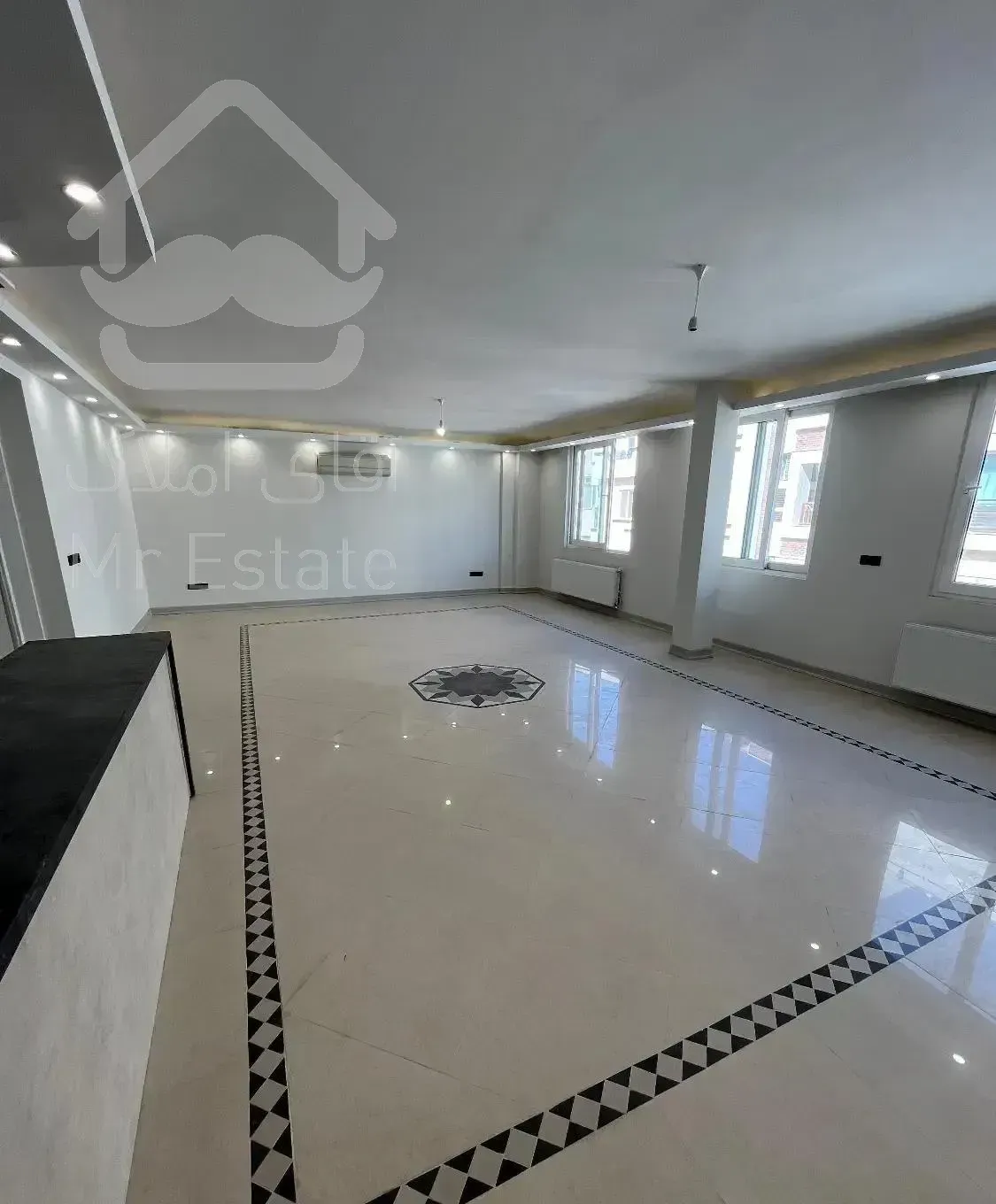 ۱۶۰ متر اپارتمان ۳ خواب اوایل سامانیه دو نبش