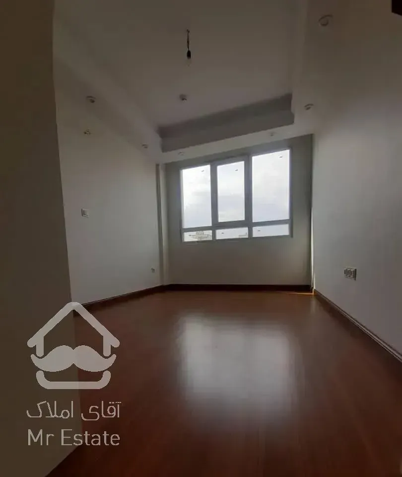 ۱۴۷ متر ۳ خوابه نوساز