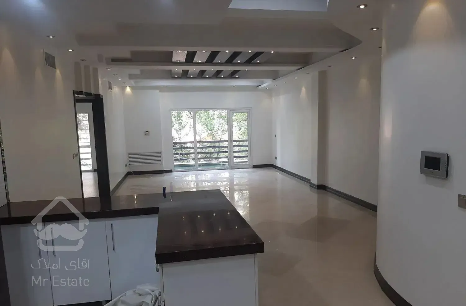 ۱۱۴ متر  دو خواب