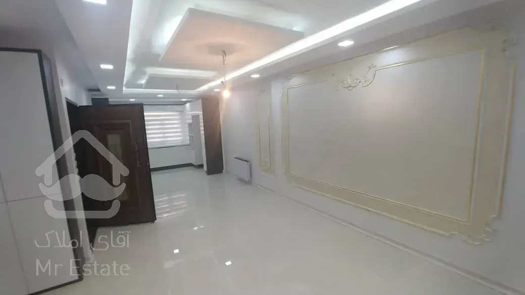 فروش 93 متری حسین آباد