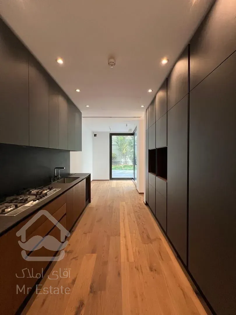 فروش اپارتمان 260 متری زعفرانیه