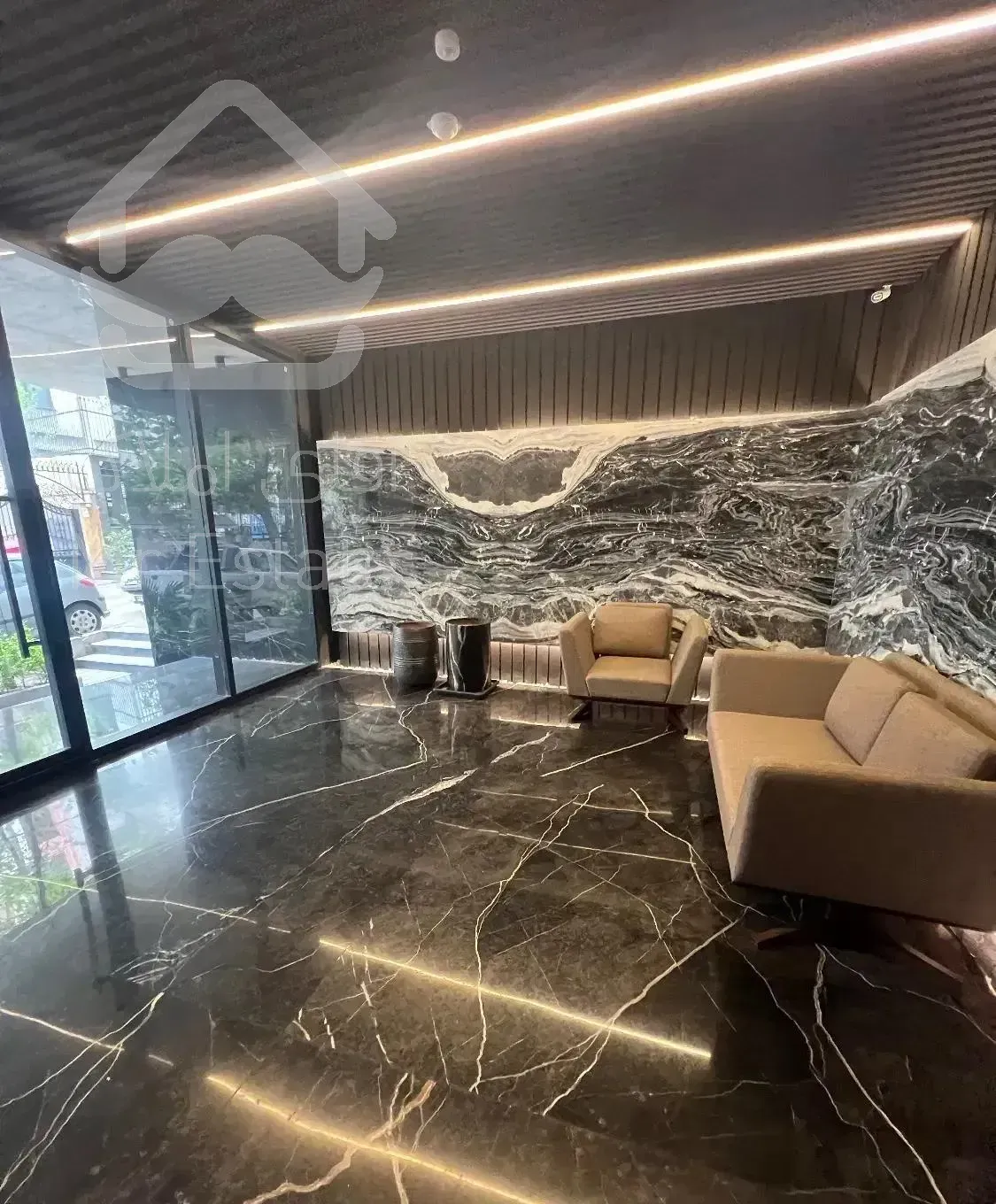 قیطریه سهیل ۱۴۰متر ۳خ نوساز //۲پارکینگ