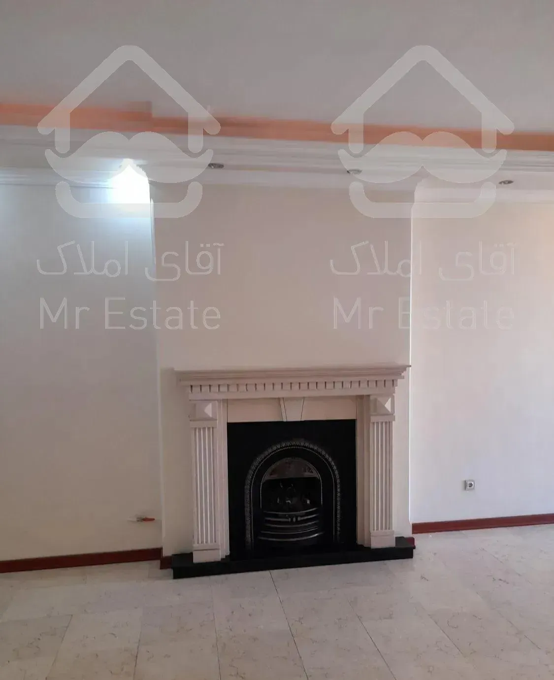 اپارتمان مسکونی.فول.۱۲۱متر.۲ پارکینگ.نزدیک مترو