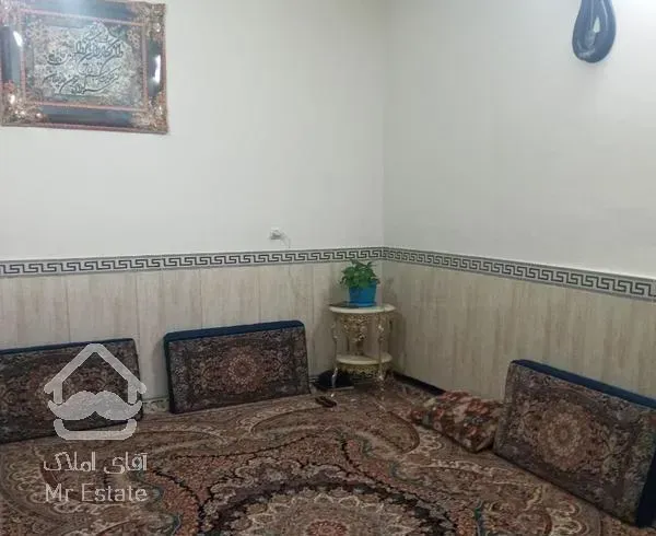 خانه دو طبقه ۶۳ متری حیا ط دار