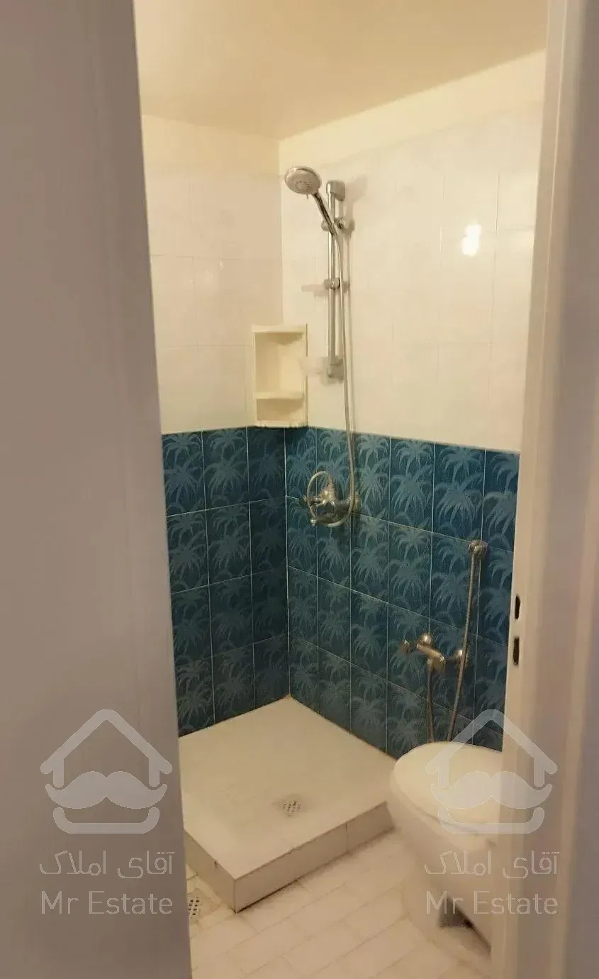 97متر 2خواب قلهک عطاری مقدم