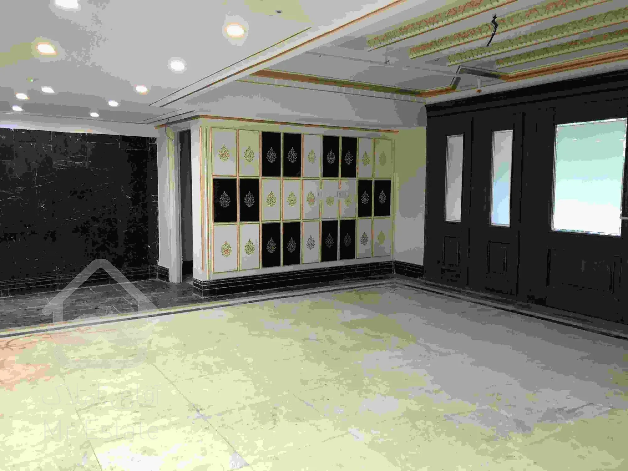 فروش آپارتمان بصورت یکجا ۶ طبقه دو واحدی،درمجموع ١٢ واحد و ٢۴٩٠ متر