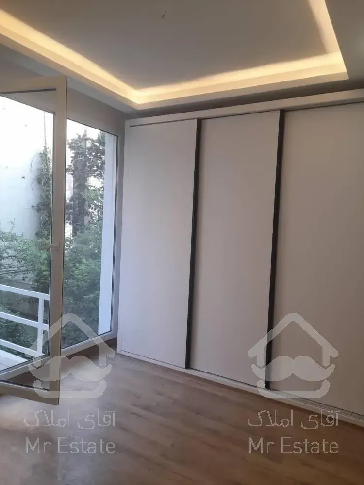 ۱۲۵ متر ۳ خواب طبقه ۴ رو به آفتاب در میرداماد