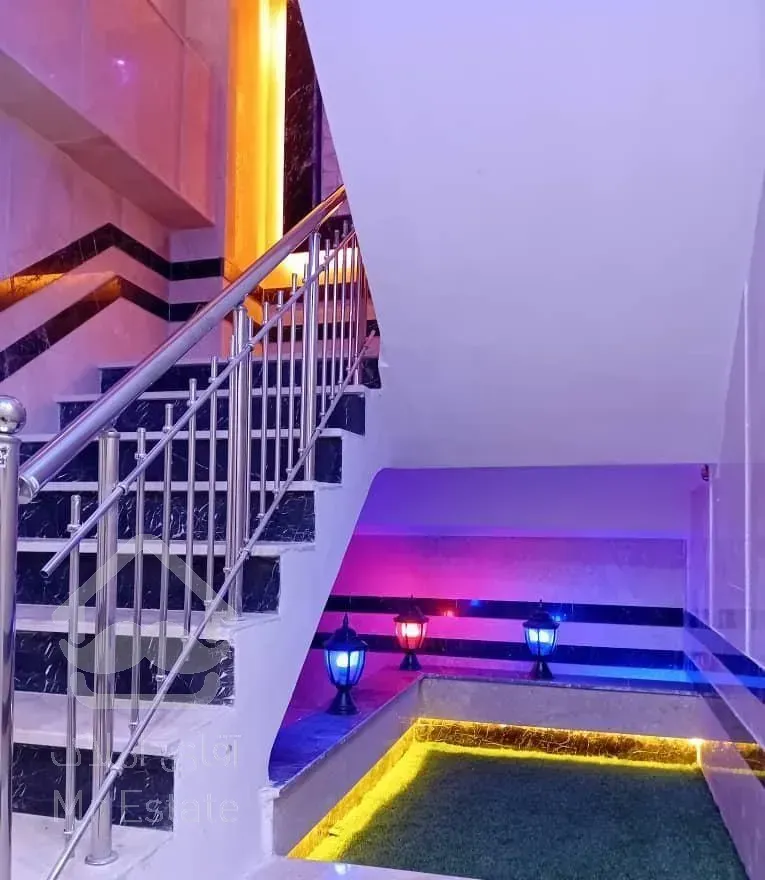 ساختمان  ۸۵ متری اتابک امیر سیاری