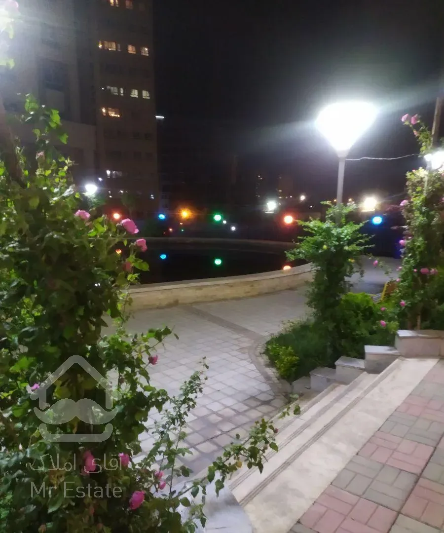 آپارتمان ۱۱۰ متری سه خوابه