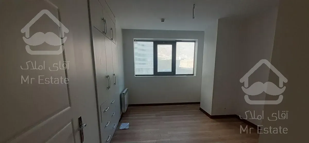 آپارتمان ۱۱۷ متری برج خرازی اردستانی