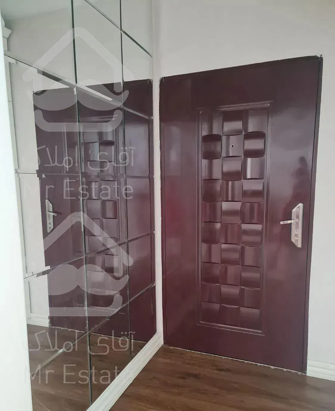 آپارتمان ۱۳۰ متری