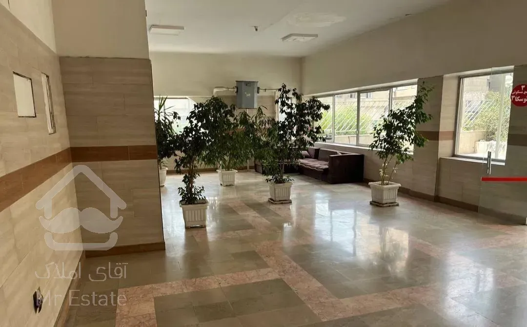 ۸۵متر ۲خواب آسانسور و انباری