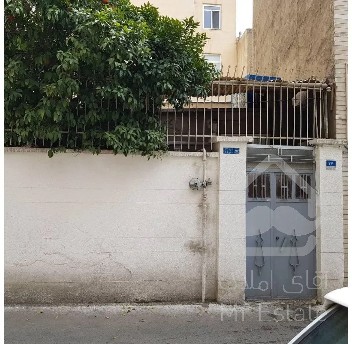 خانه کلنگی قابل سکنت 98 متر