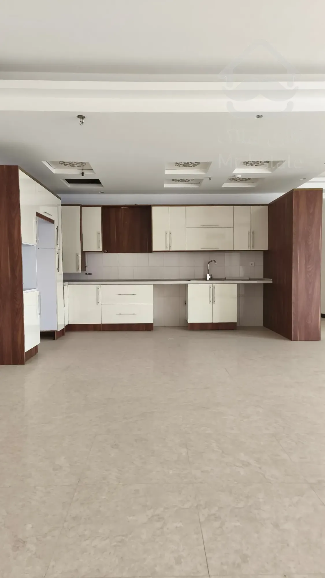 دپارتمان سلیمی/۱۴۳متری/برج سیمرغ/زیر قیمت