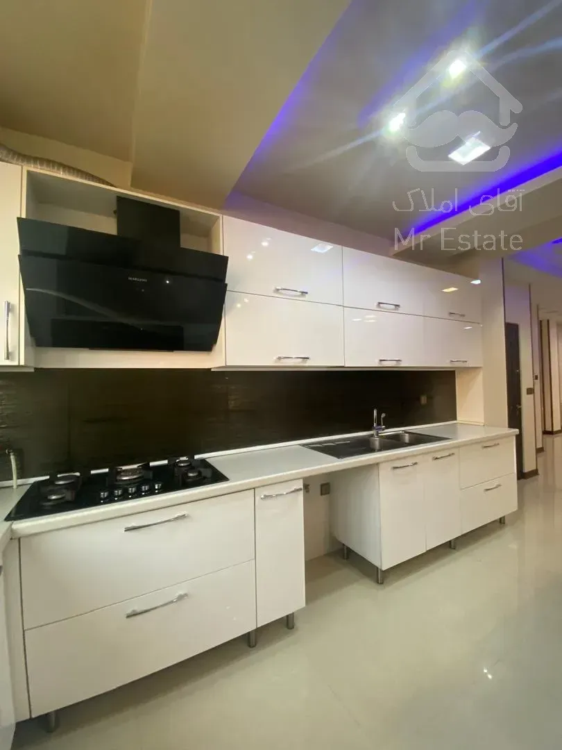 ۷۷متر۲خواب فول روبه کوچه