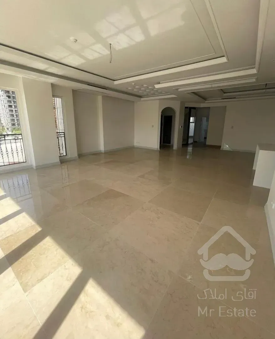 اجاره 220 متر دیباجی