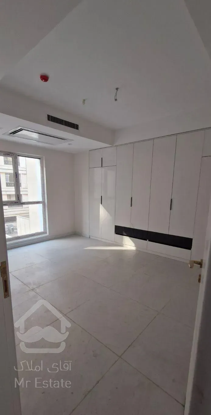 110متری برج رونیکا پالاس بهار، هتلینگ، کلید نخورده