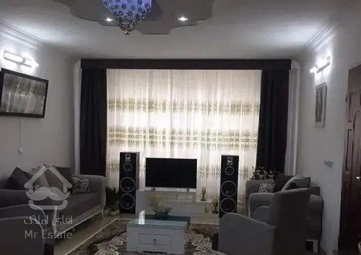 ۷۲متری، دو خواب، بهترین لوکیشن، همکف