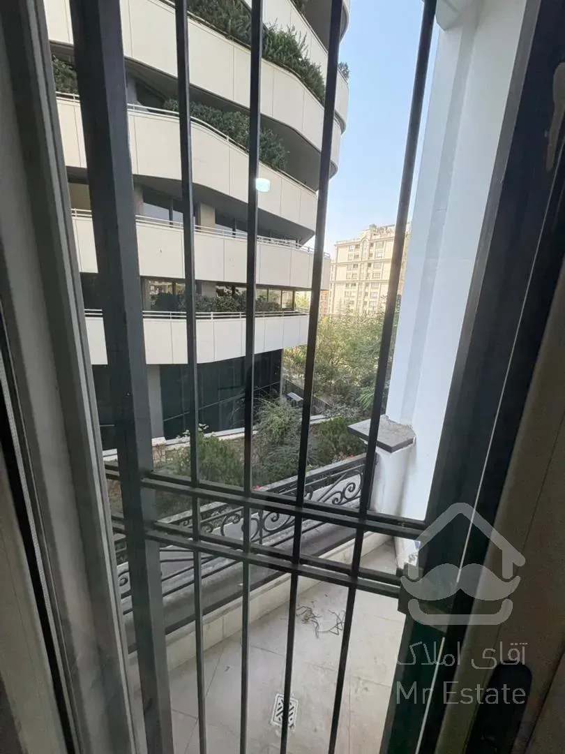 فروش اپارتمان 210 متری زعفرانیه