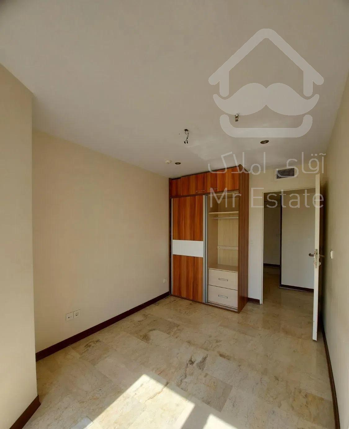 ۸۷متر / روبه آفتاب / ویو پارک / کمالی شرقی