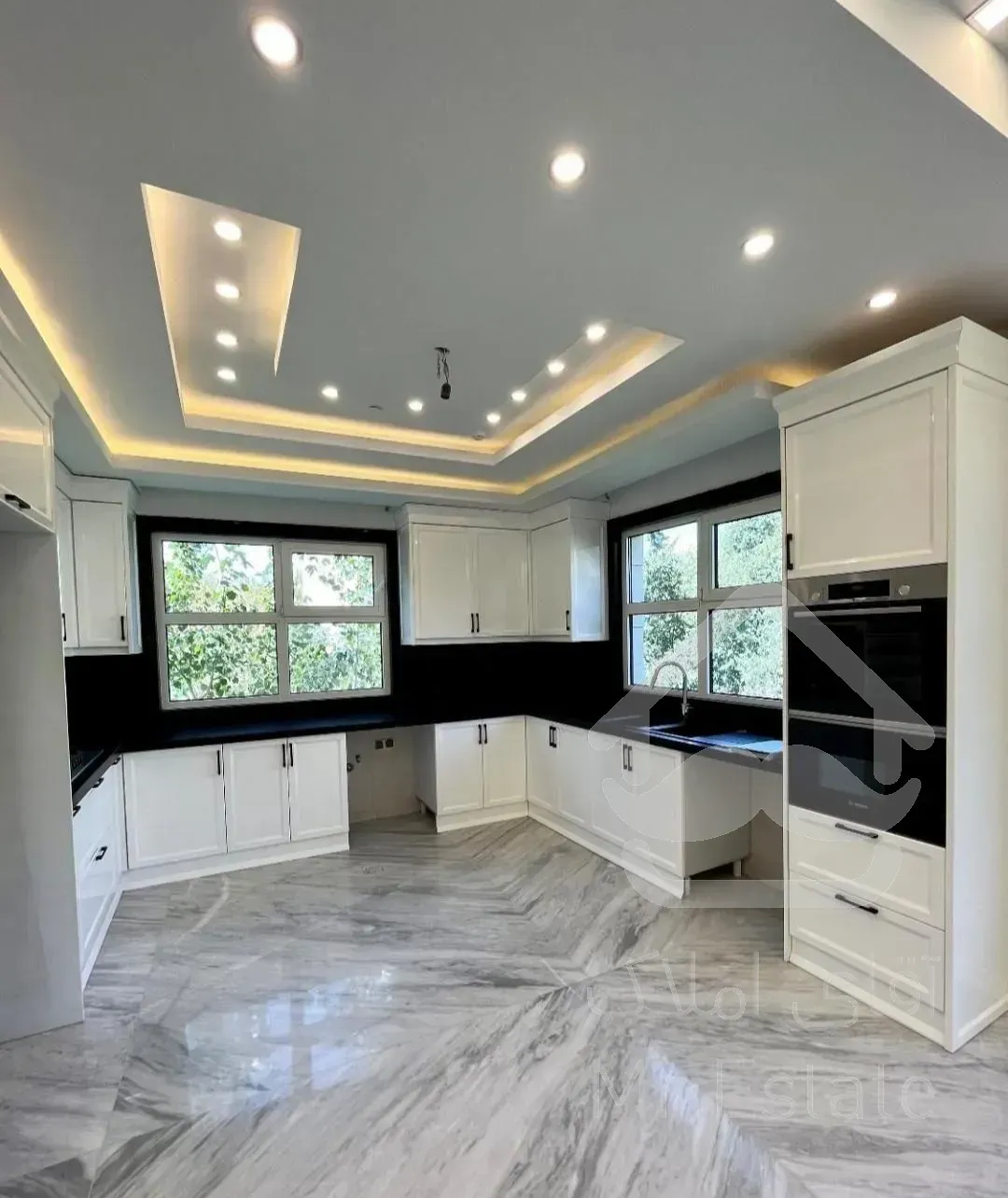 ظفر۹۵متری/نوساز/دوخواب/غرق نور/ویو بینظیر