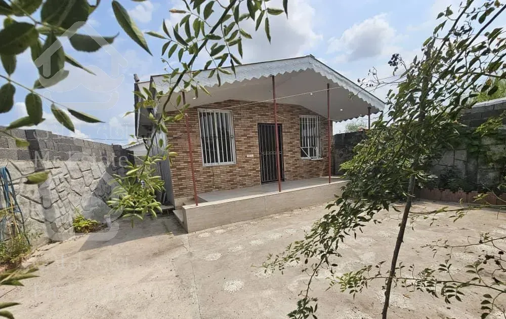 ویلا ۳ کیلومتری ساحل بر اسفالت