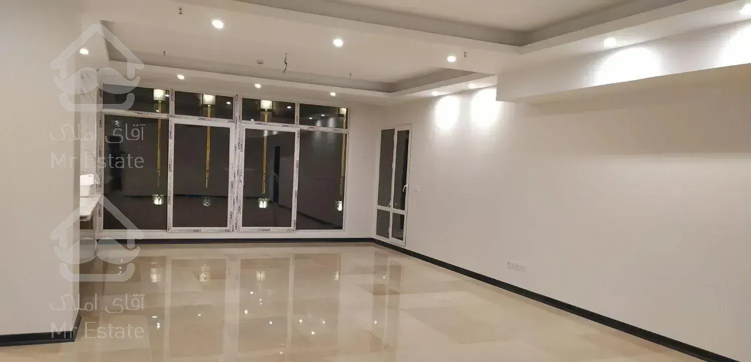 175 متر / دبستان / کلید نخورده