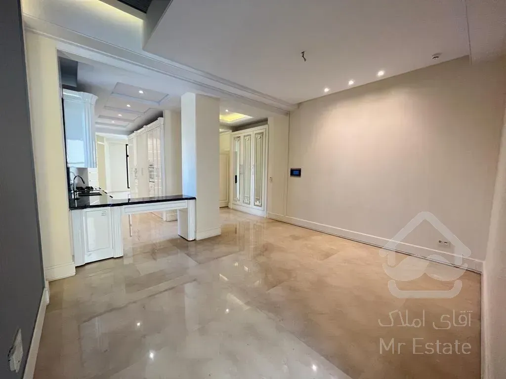 فروش اپارتمان 215 متری زعفرانیه