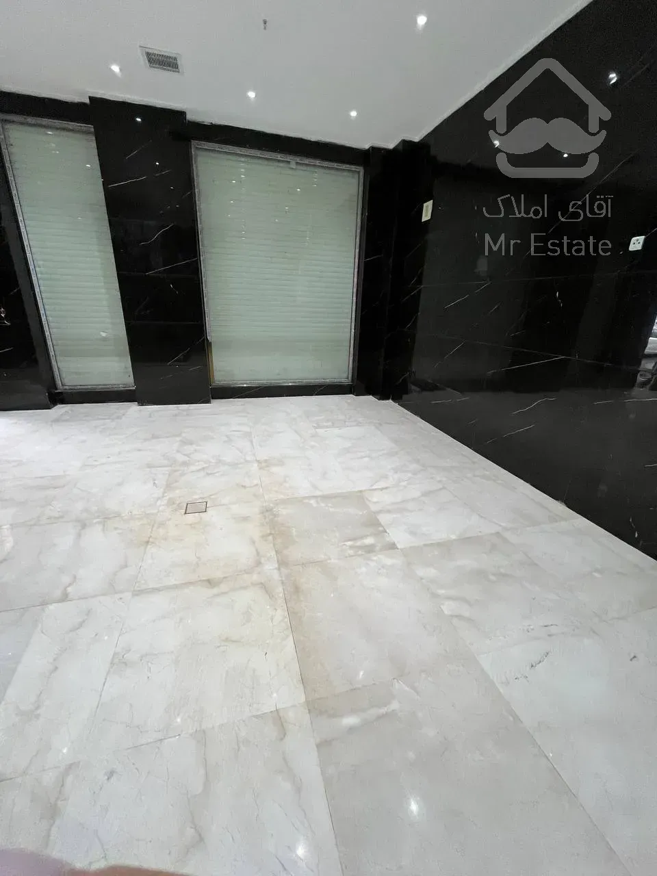 فروش اپارتمان 5 طبقه تک واحدی به همراه دوواحد تجاری یکجا بفروش میرسد