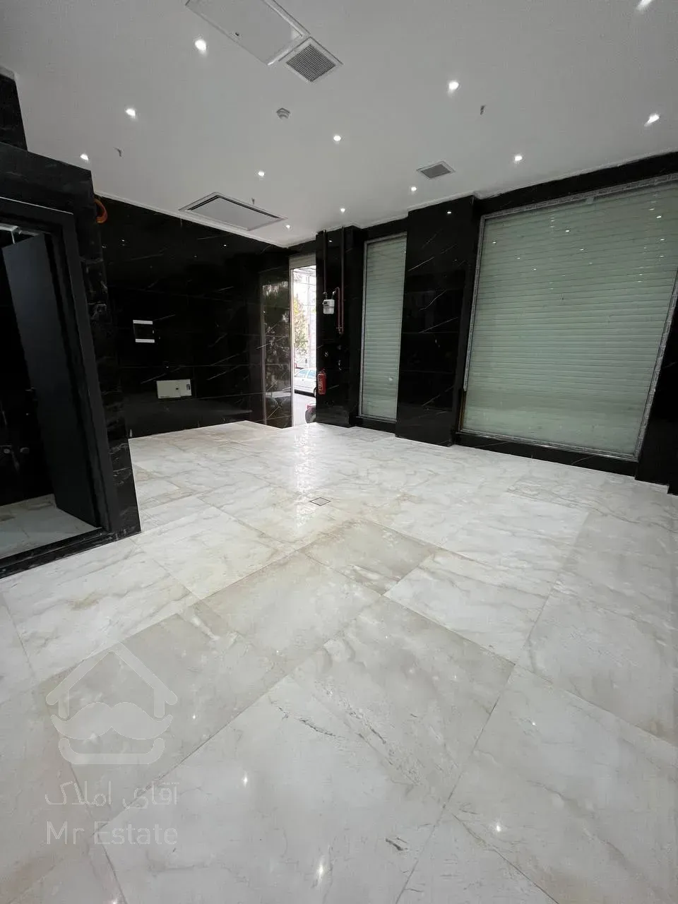 فروش اپارتمان 5 طبقه تک واحدی به همراه دوواحد تجاری یکجا بفروش میرسد