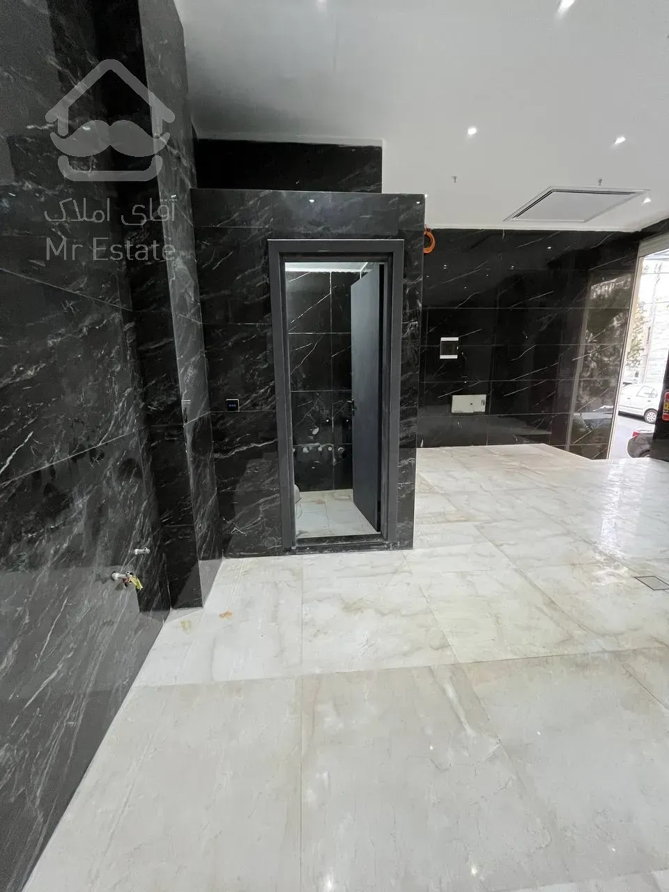 فروش اپارتمان 5 طبقه تک واحدی و دو واحد تجاری بصورت یکجا بفروش میرسد