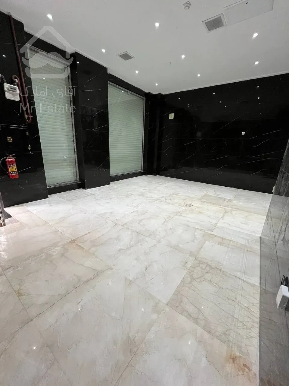 فروش اپارتمان 5 طبقه تک واحدی به همراه دوواحد تجاری یکجا بفروش میرسد