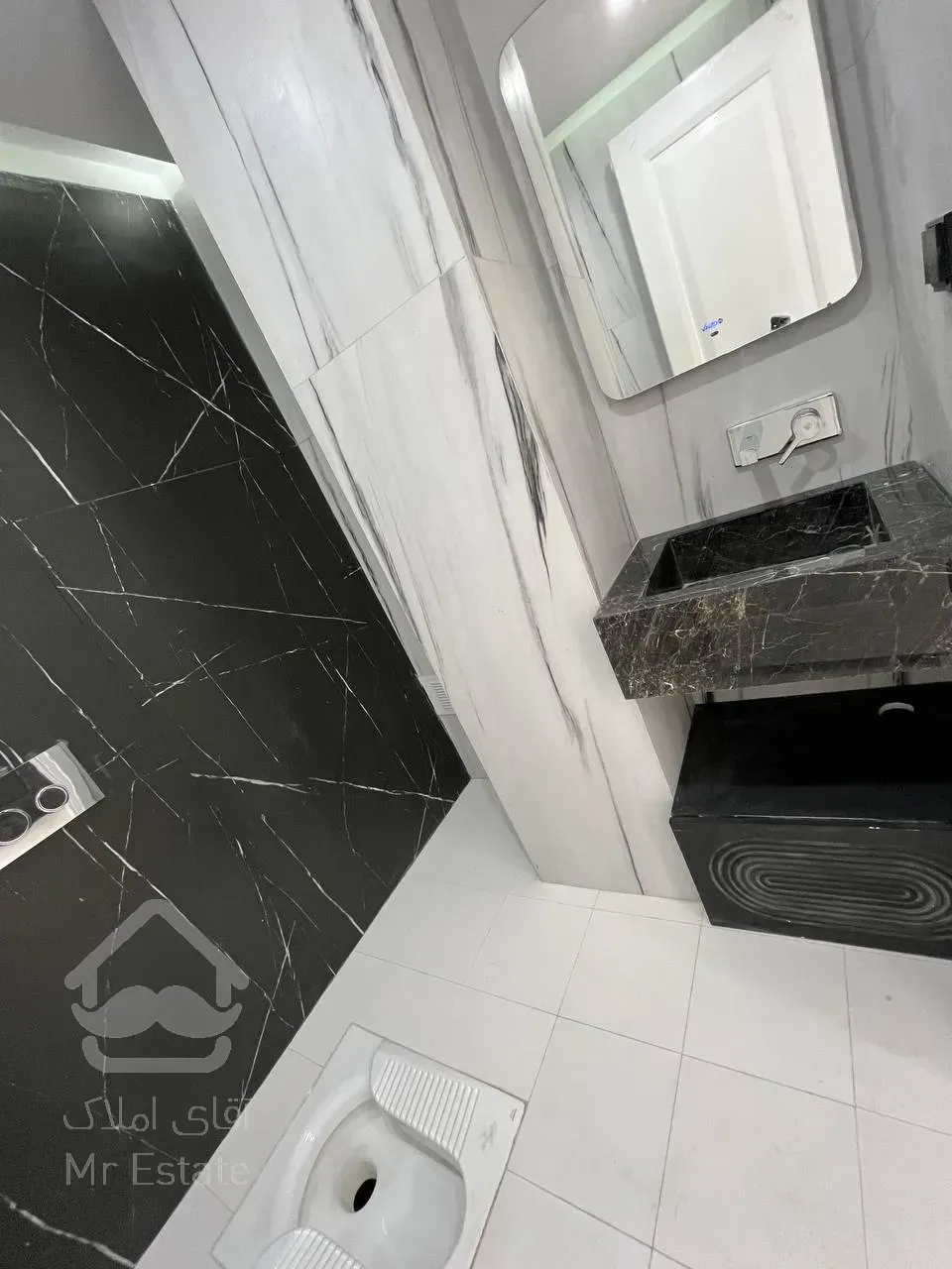 فروش اپارتمانی لوکس 5 طبقه تک واحدی و دو واحد تجاری به صورت یکجا بفروش میرسد