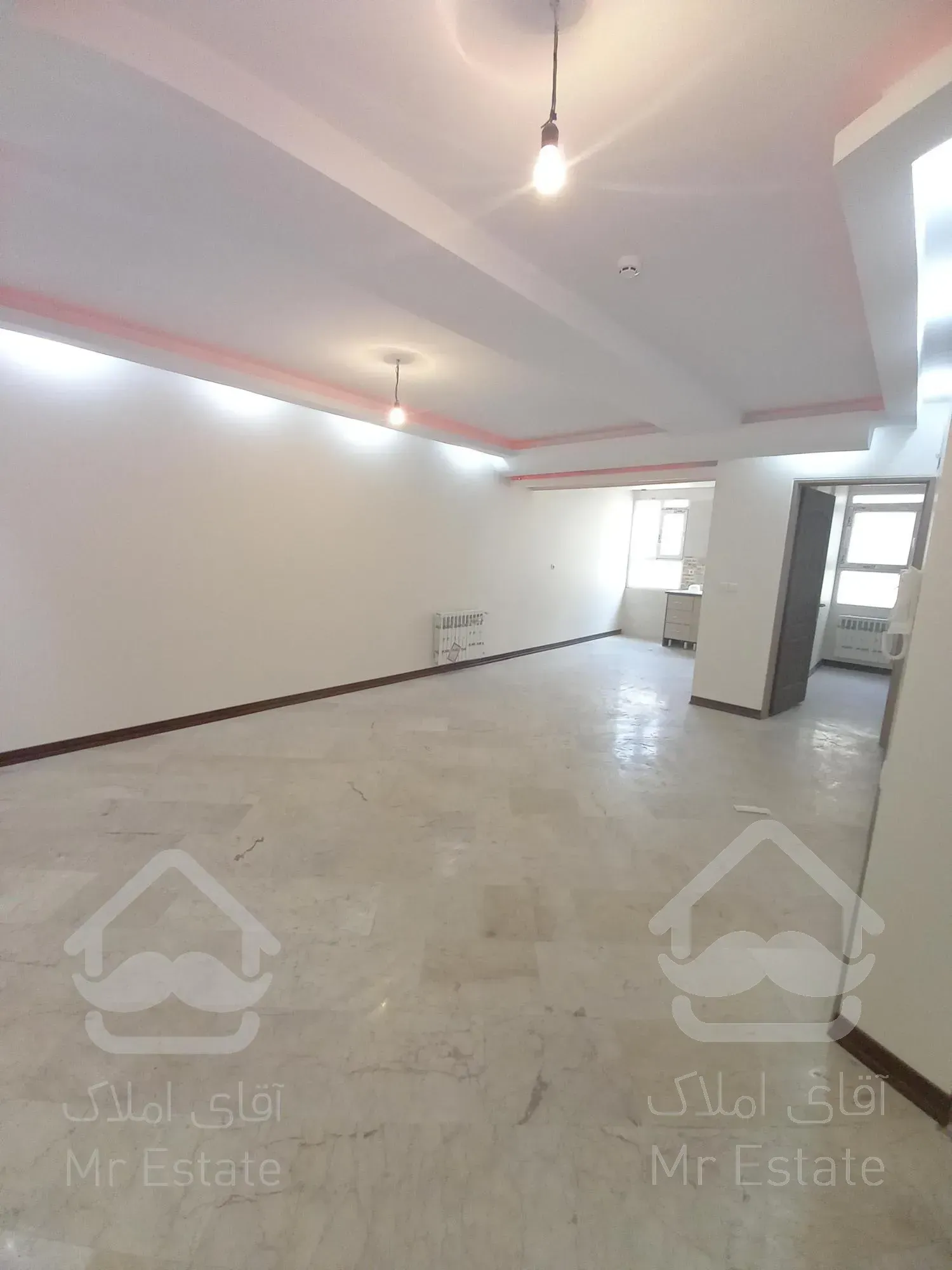 ۵۵ متری در پونک