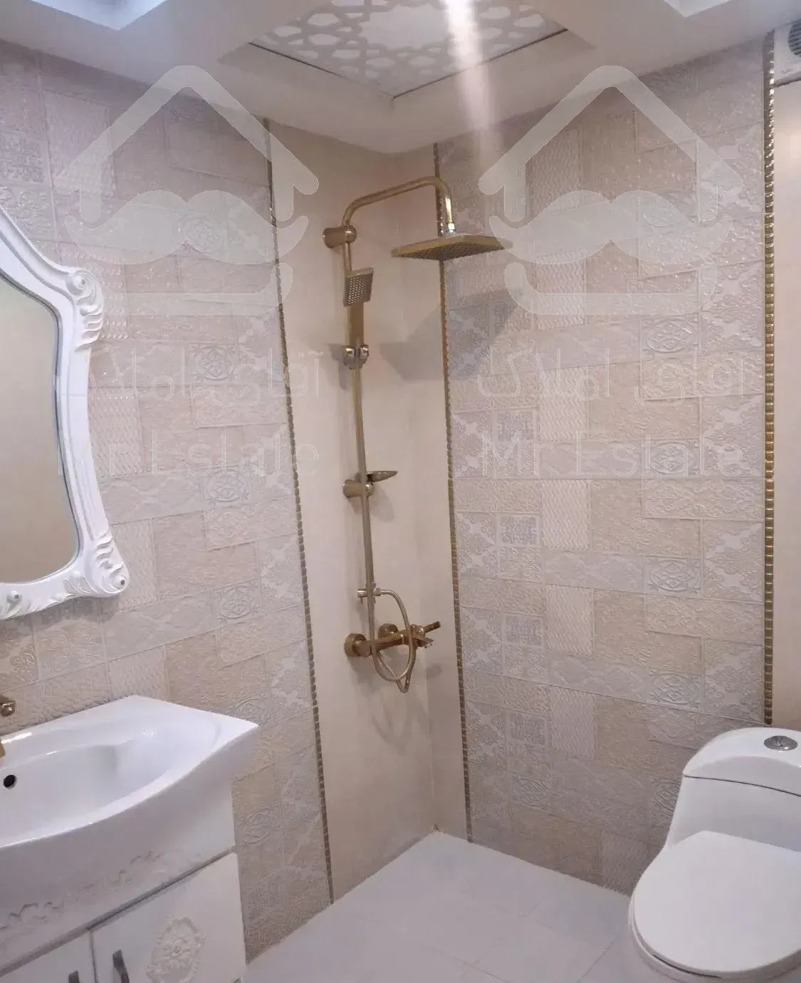 آپارتمان ۱۳۰ متری (ساقدوش -گلستان)