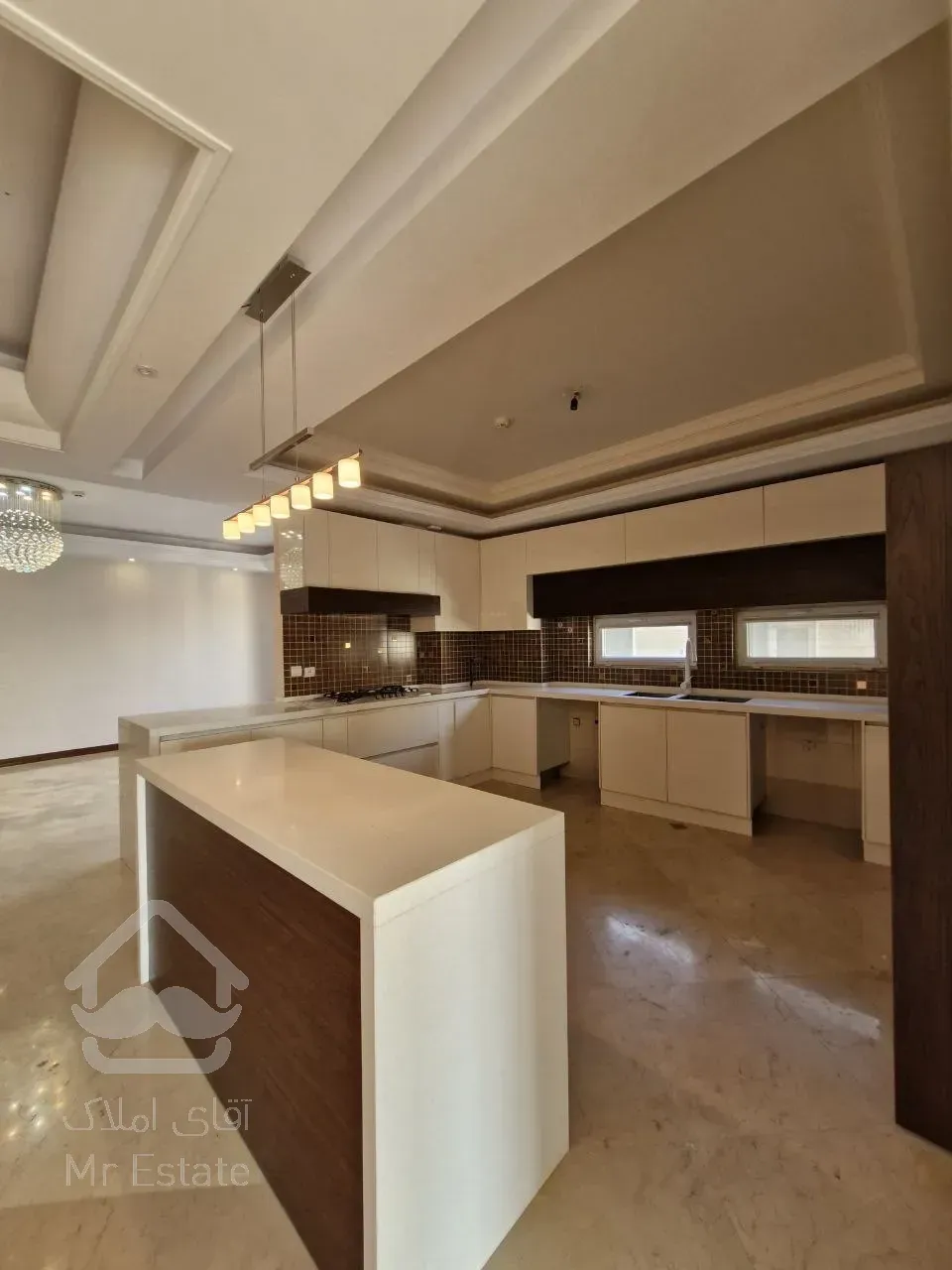 فروش آپارتمان ۲۱۳ متر تجریش فول مشاعات