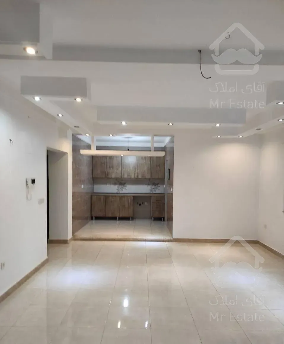 آپارتمان ۱۳۰متر ط۱ تک واحدی واقع چالوس خ ۱۷شهریور