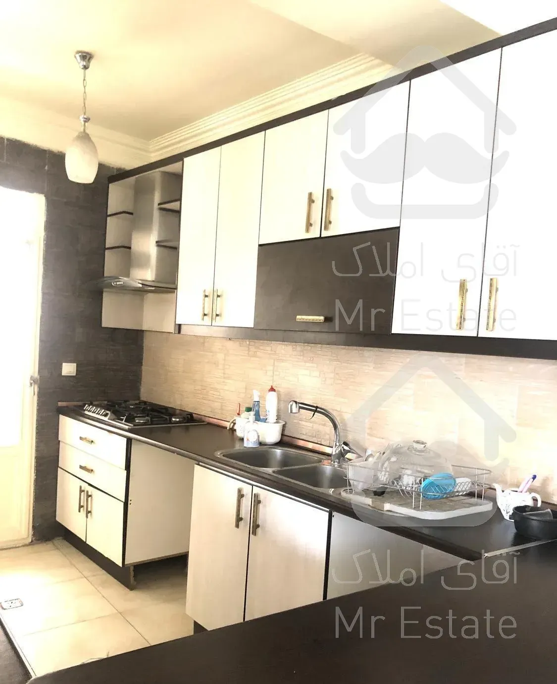 آپارتمان فول امکانات دو خواب غرق در نور