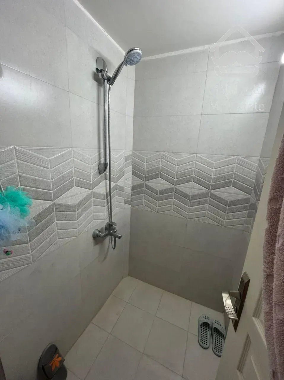 ۵۵ متر شمال بیمه فول امکانات رو به آفتاب