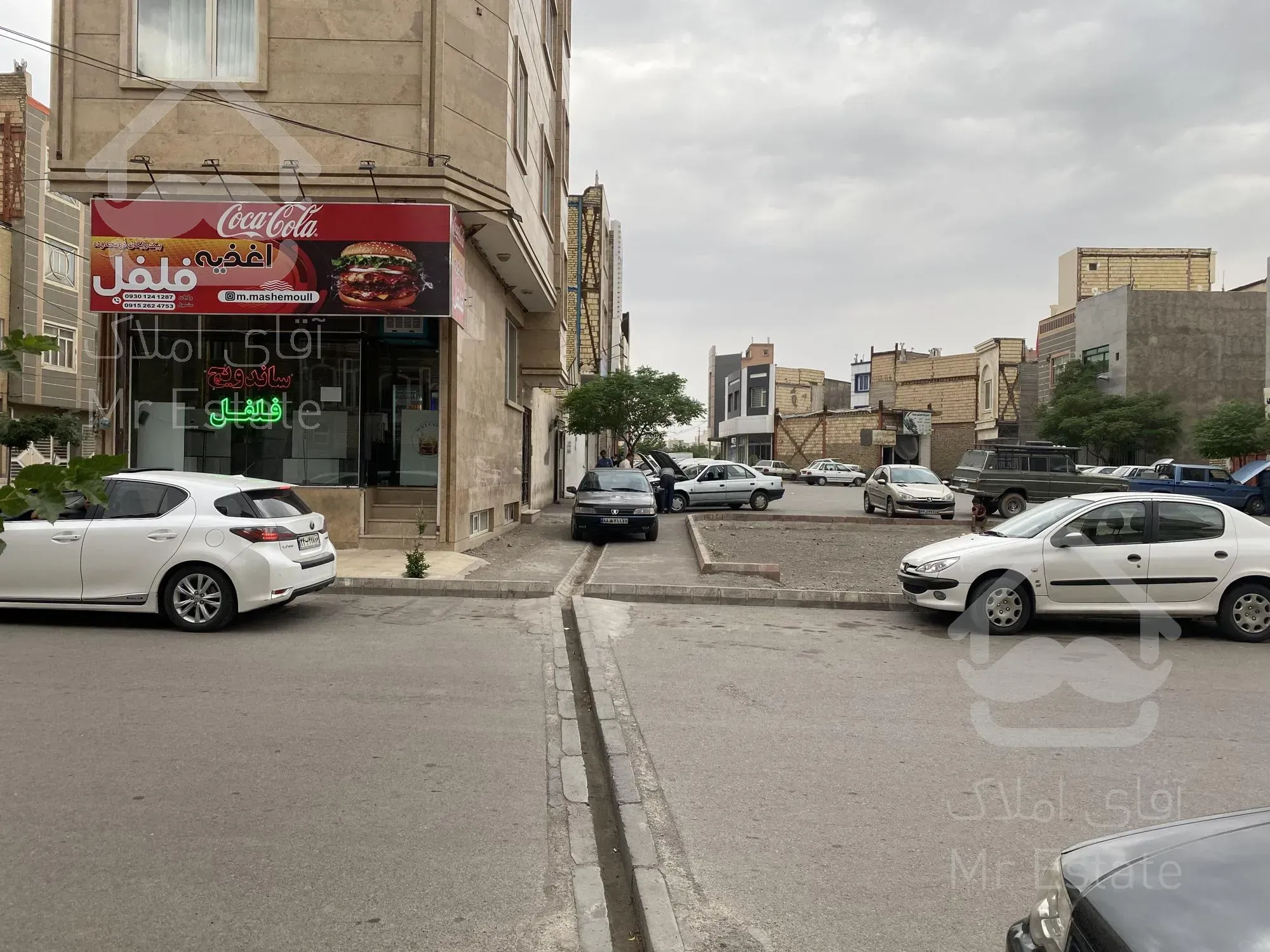 زمین ۱۰۰ درصد تجاری ادیب(۳نبش)