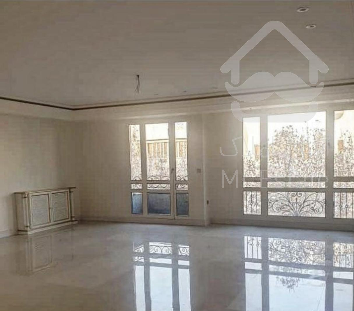 آپارتمان ۹۰ متری،۲خواب، تاپ لوکیشن