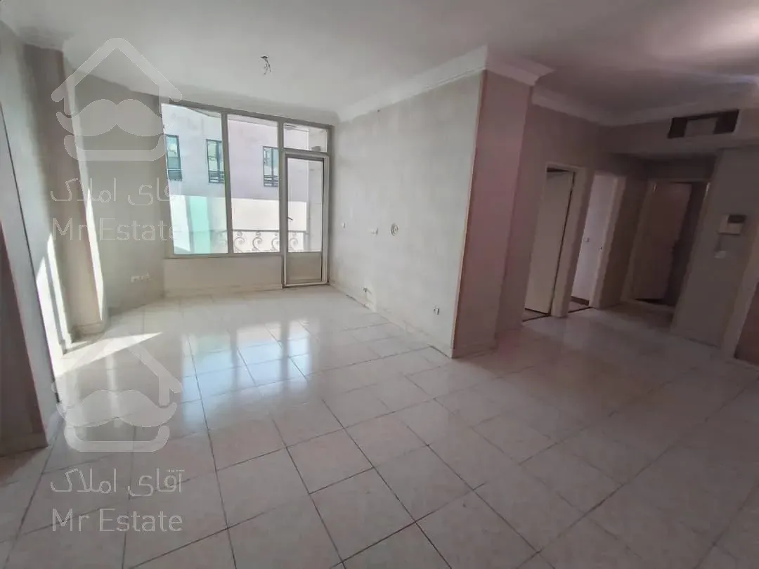 ۸۲متری دوخوابه استادمعین