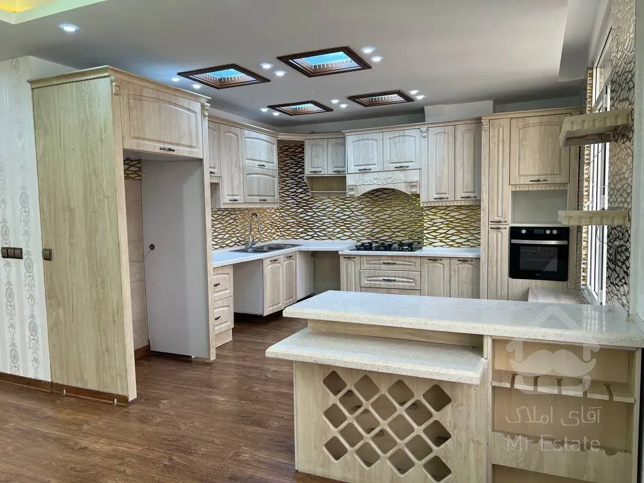 ۸۰متر۲خواب نور مستقیم تاپ لوکیشن