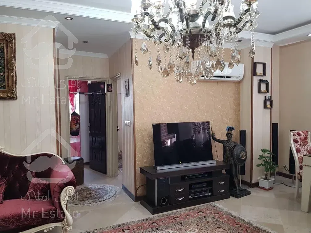 100 متر / دو خواب / ستارخان / رو به پارک