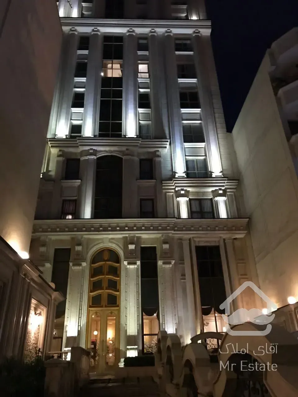 ۱۶۰ متر ولنجک برج کلاسیک